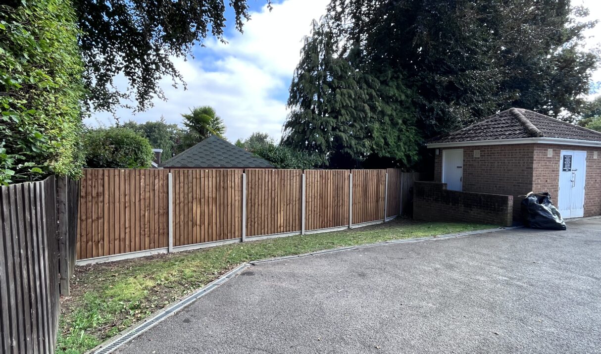 Why Summer is the Best Time for Fencing Upgrades in Tonbridge and Surrounding Areas